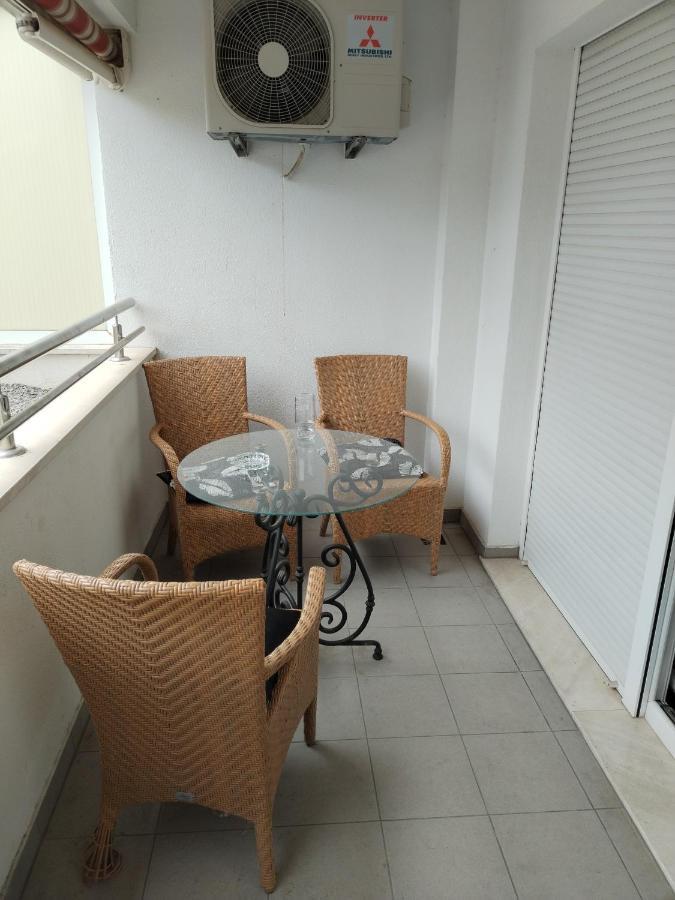 Deluxe Apartment Manuela With Balcony Top Center Split Exterior foto