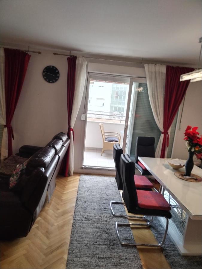 Deluxe Apartment Manuela With Balcony Top Center Split Exterior foto