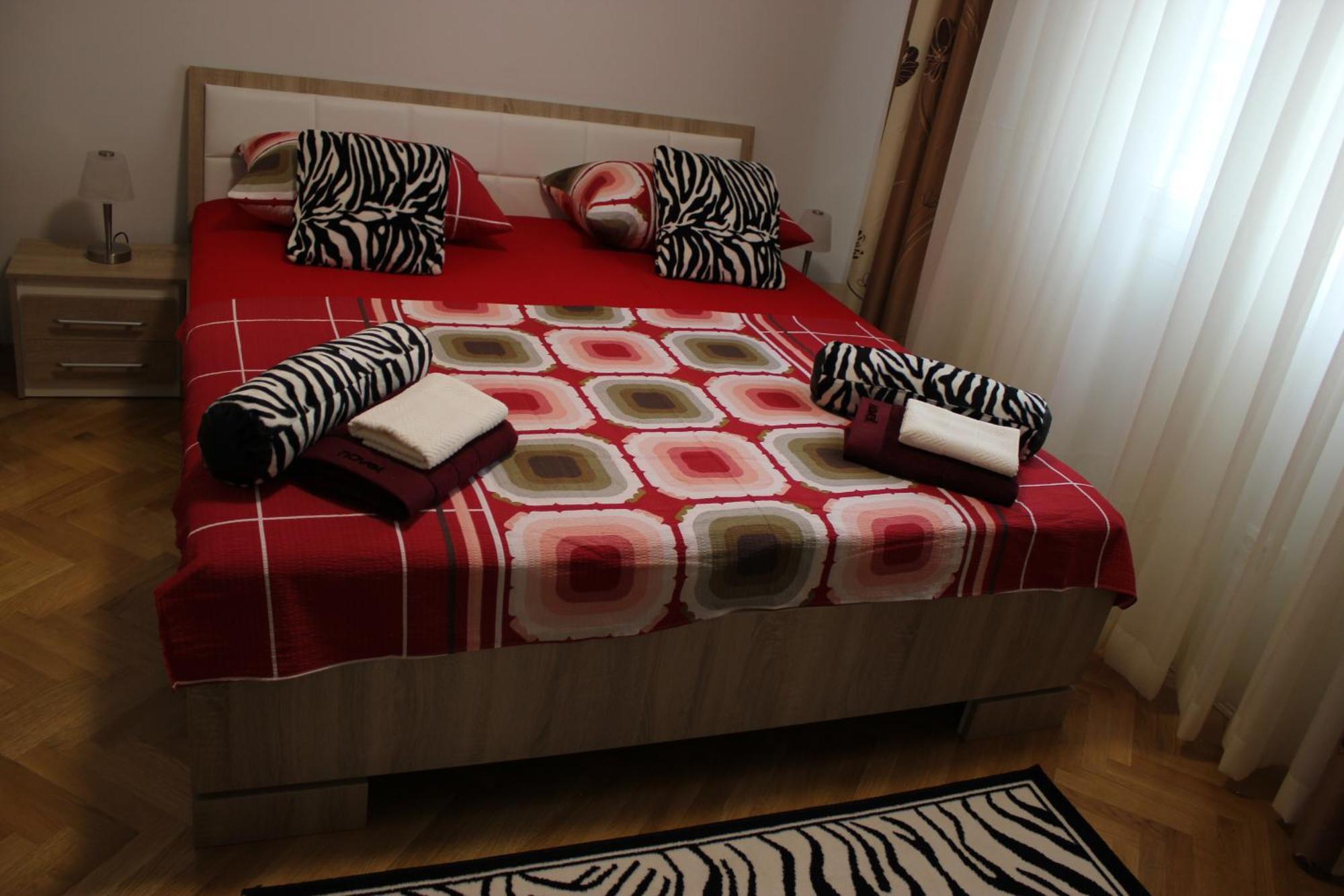 Deluxe Apartment Manuela With Balcony Top Center Split Exterior foto